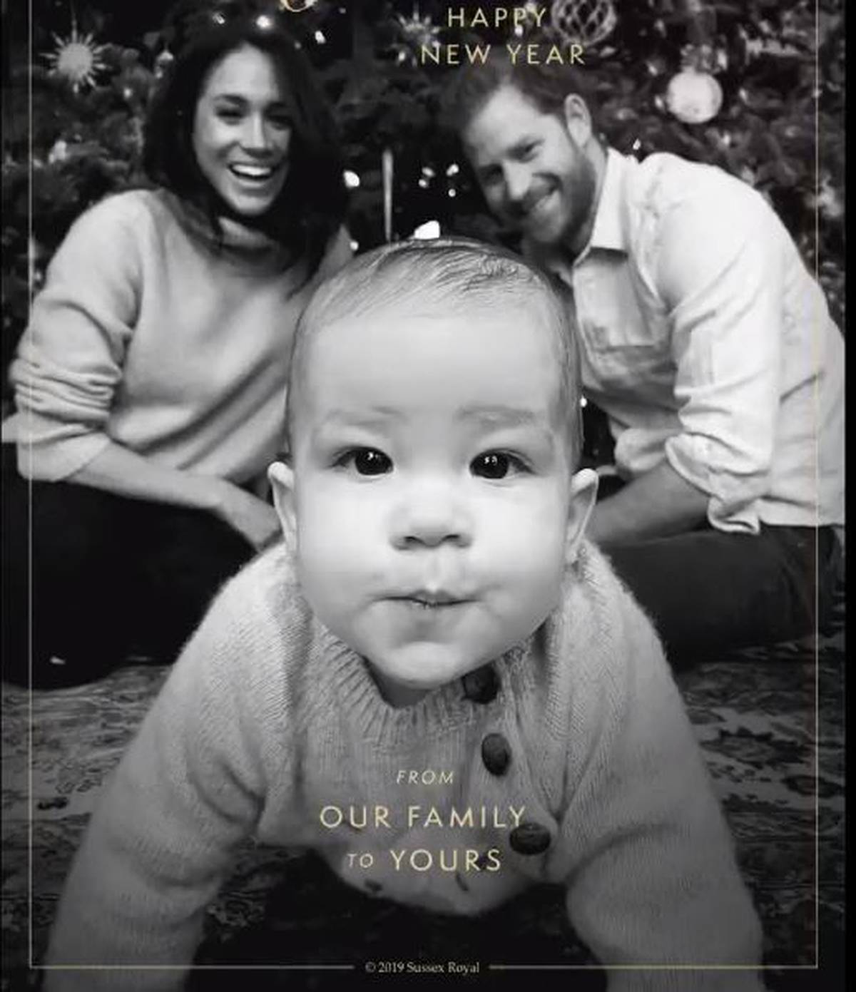 Royal Photographer Defends Harry And Meghan's 'Photoshopped' Christmas Card | T-10 News | T-Ten World News